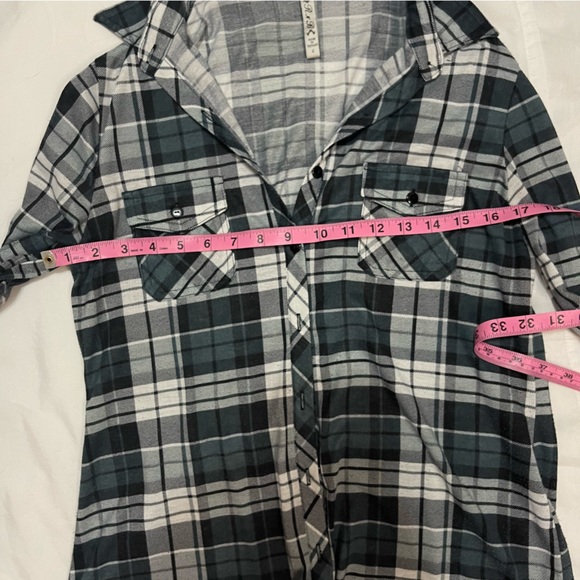 Plaid button shirt - Picture 5 of 6